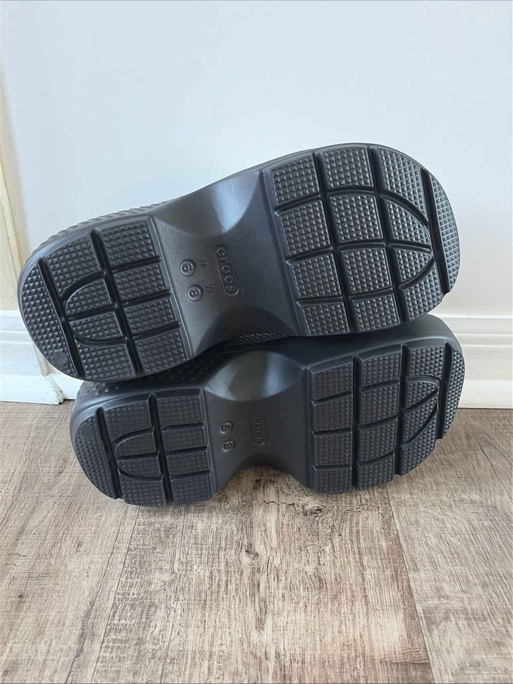 WEDNESDAY ADDAMS X CROCS STOMP CLOGS - Size 6 Mens Size 8 Women's - New Other - Picture 11 of 15